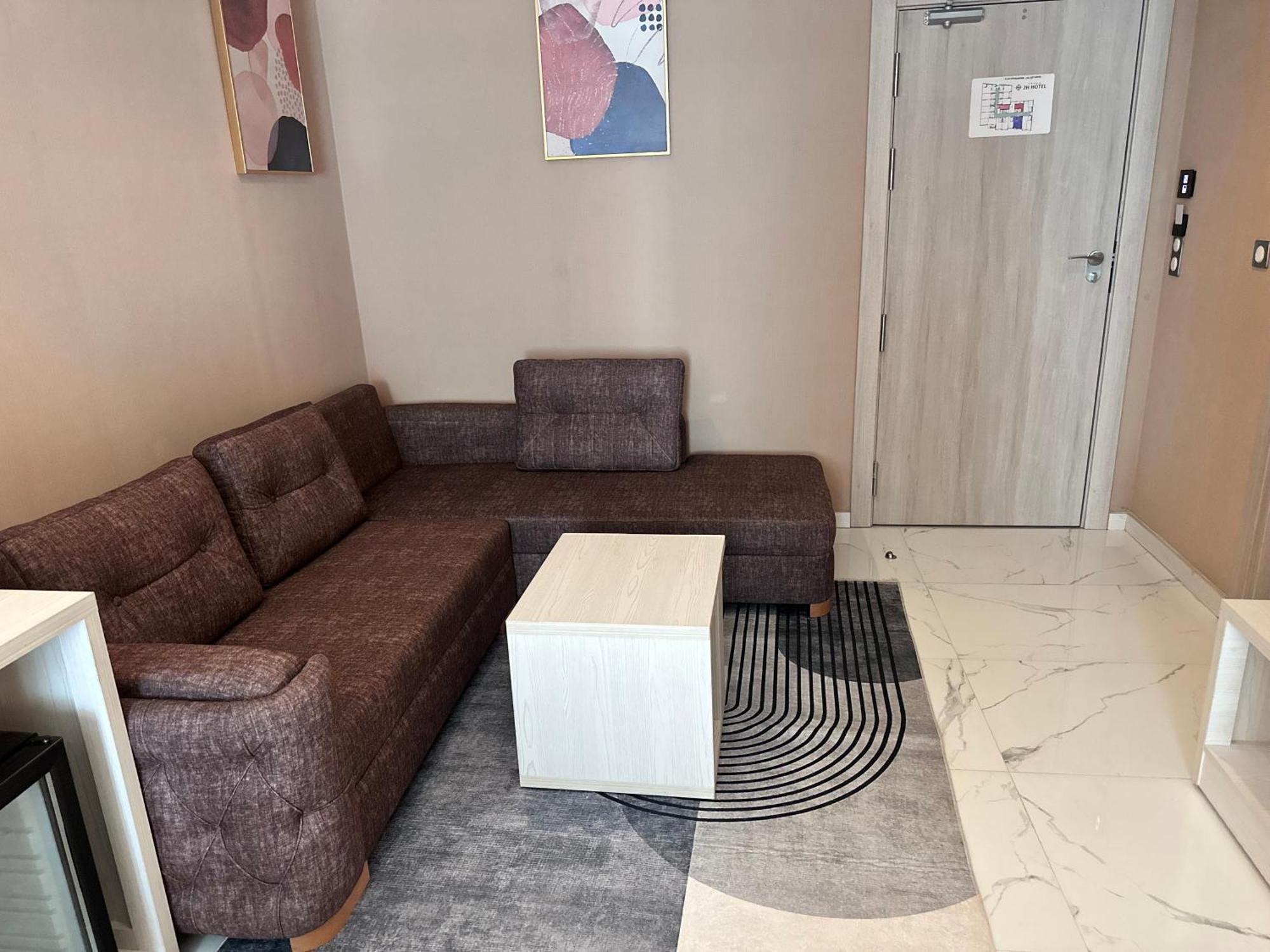 2H Hotel Oran Eksteriør billede