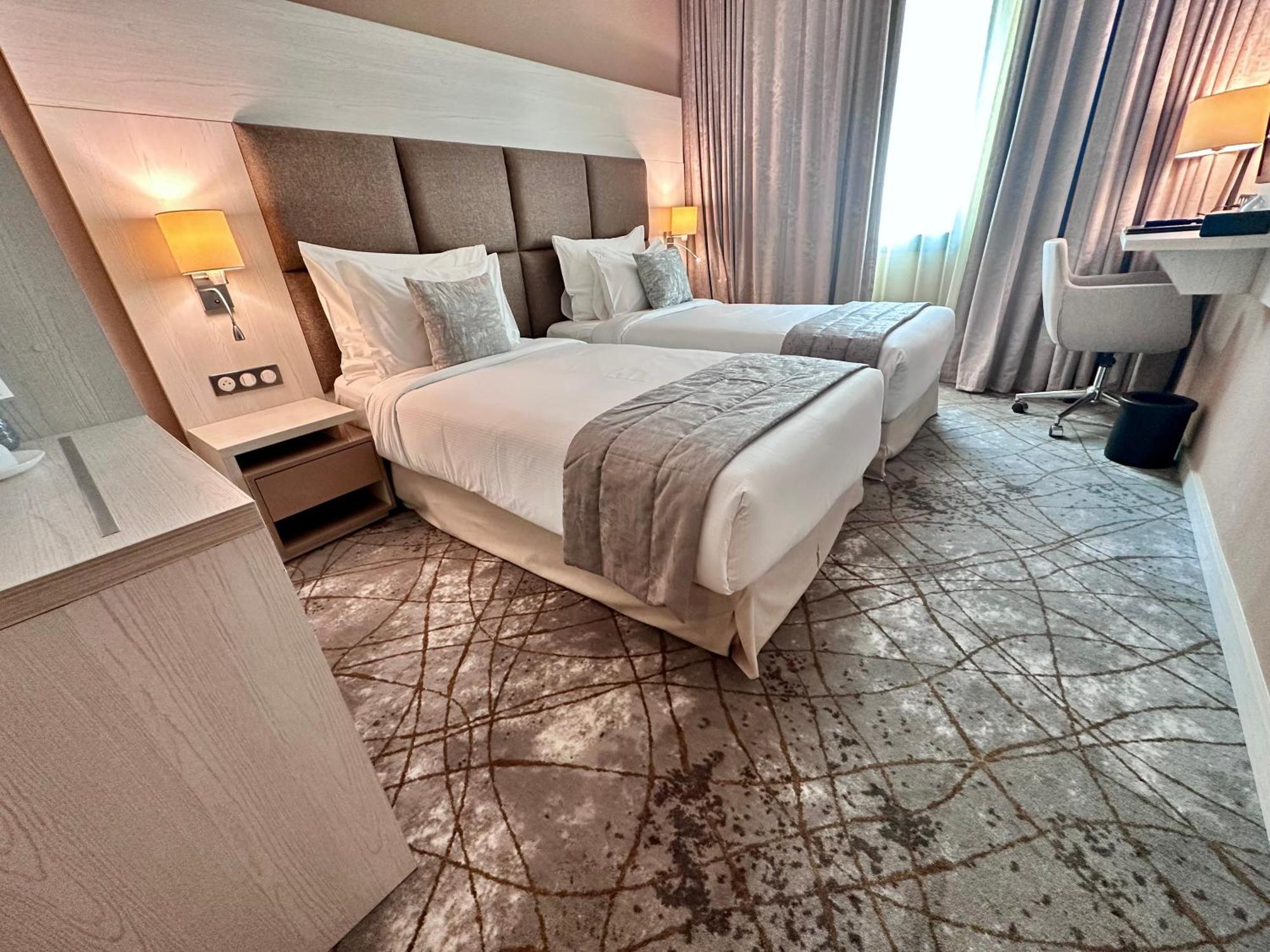 2H Hotel Oran Eksteriør billede